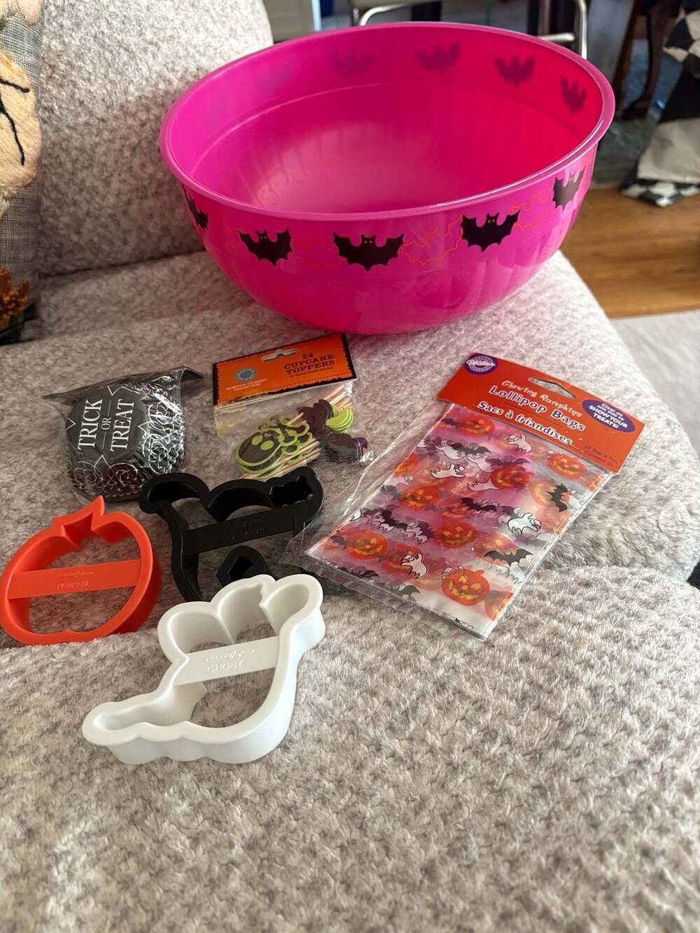Martha Stewart/Wilton Collection Halloween Baking And Party Bundle